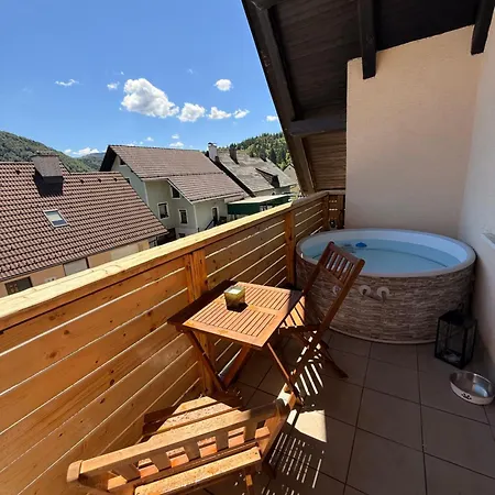 度假居 Breeze House - Cozy Nights & Hot Tub *