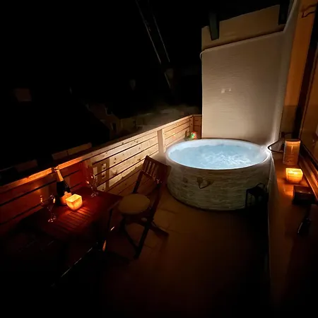 Breeze House - Cozy Nights & Hot Tub Mozirje